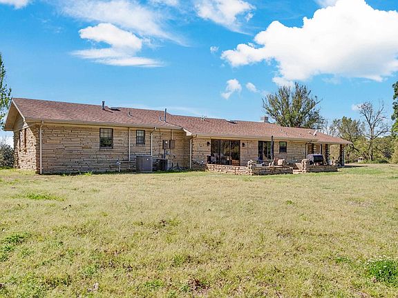 5th image of 2526 Highway 242 W