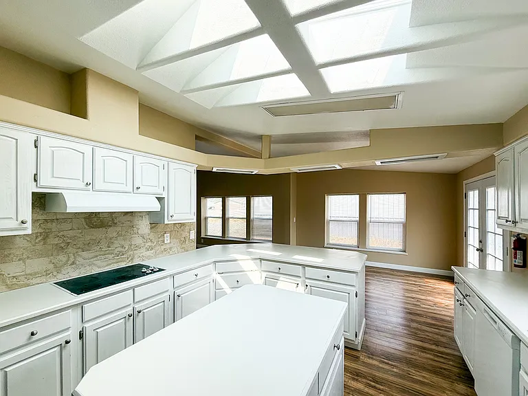 6477 Boulder Way — Photo 4