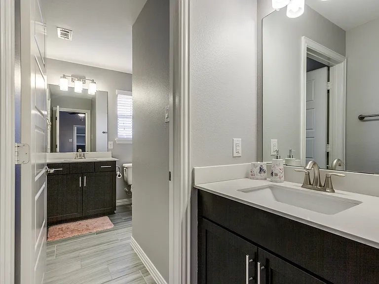 4194 Leighton Ln — Photo 26