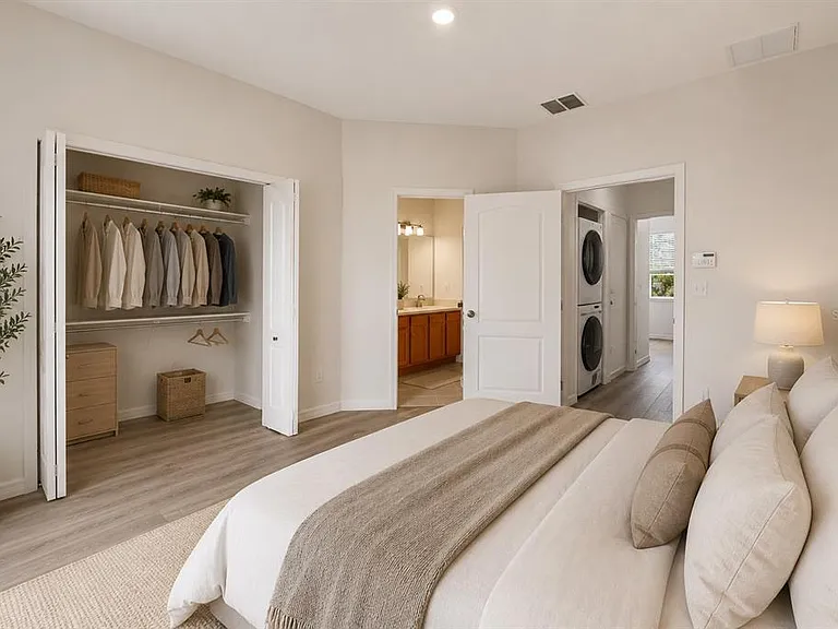 10825 Savannah Wood Dr #199 — Photo 6