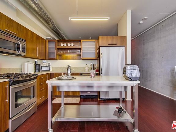 5th image of 1100 S Hope St APT 707