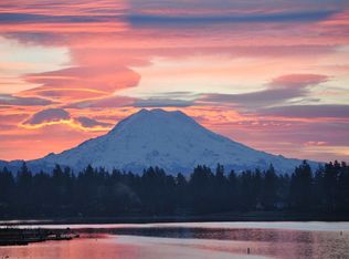 9318 Veterans Dr SW APT 7, Tacoma, WA 98498