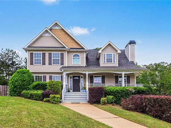 174 Ridge Brooke Ln, Douglasville, GA 30134