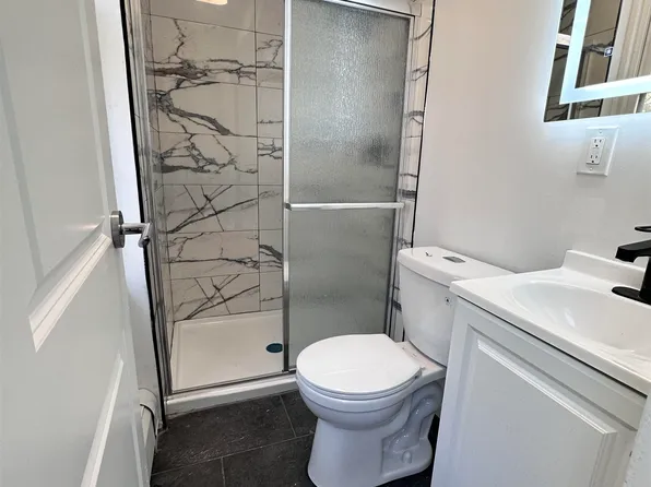 212 15th Street image 3 of 9