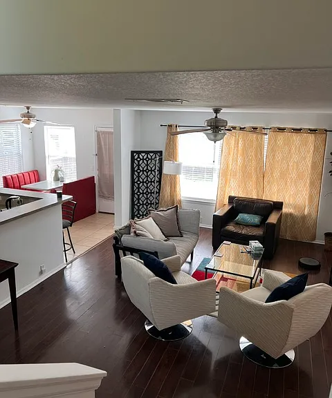 480 Camelia Pkwy — Photo 2