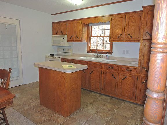 4th image of 237 E Melissa Ln
