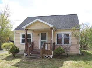 13 Hyde St, Whitney Pt, NY 13862