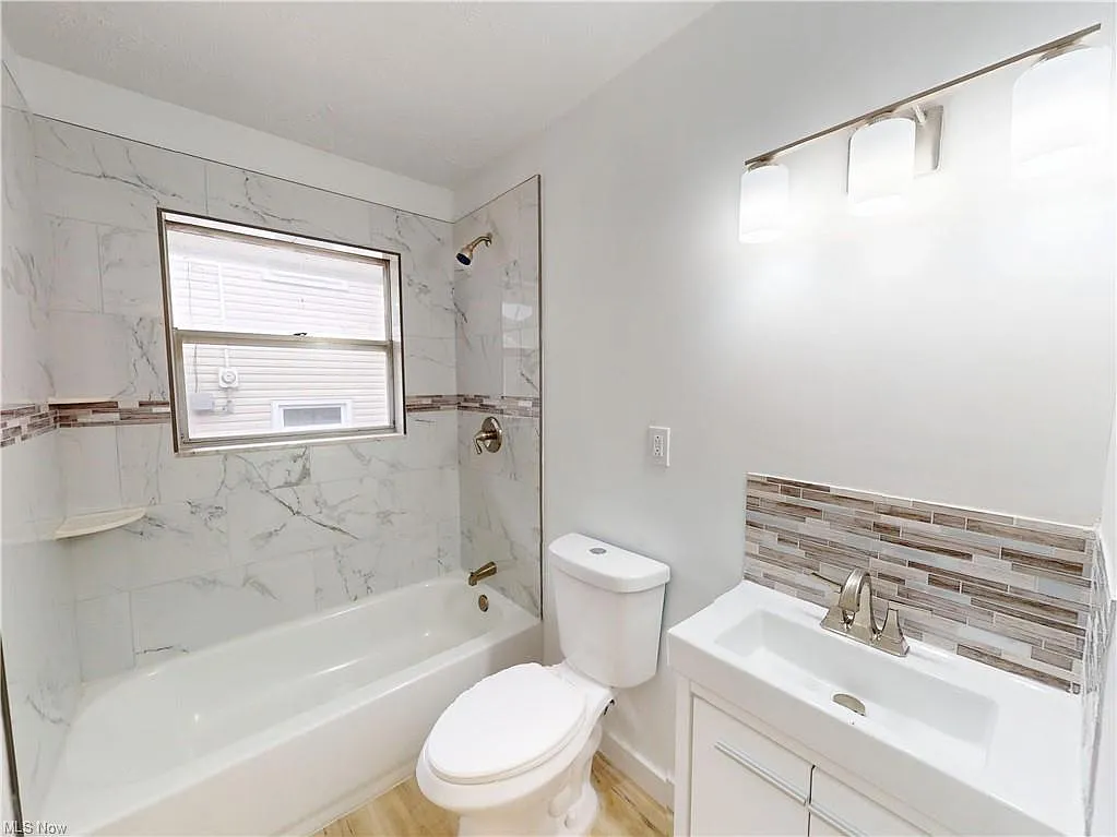 17721 Rookwood Road - 1 — Photo 2