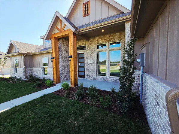 7010 Hayes Rd, Midlothian, TX 76065