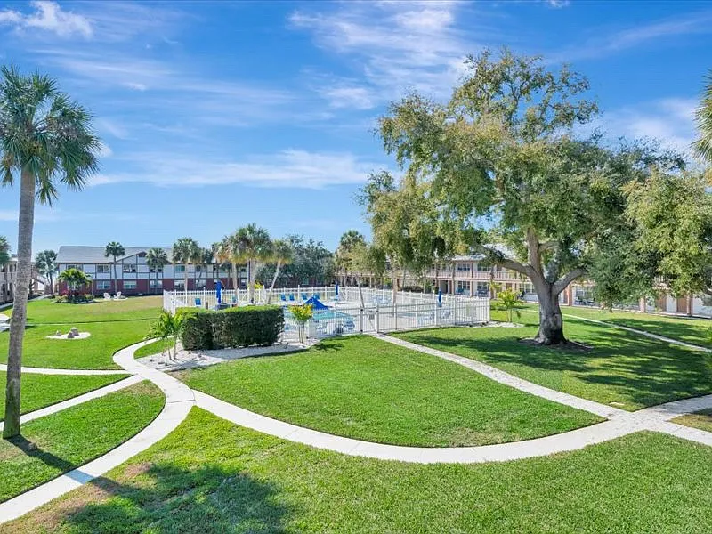 1 bed, 640 sqft, $1,500 — Photo 3