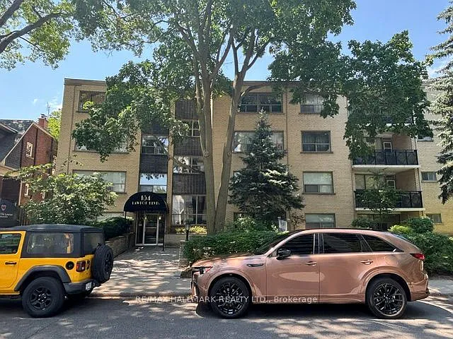 134 Lawton Blvd #105