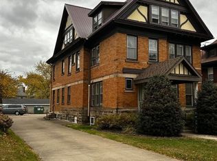 422 W 10th St #4, Erie, PA 16502