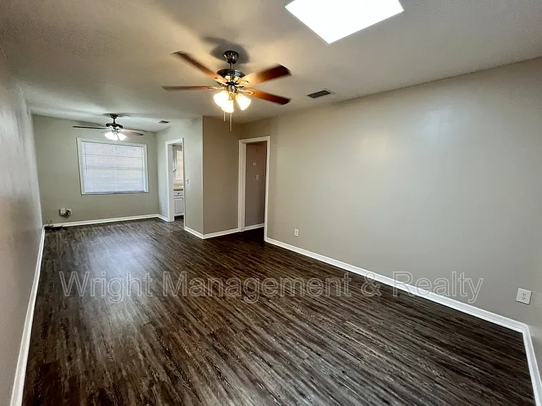 505 S Westland Ave #D — Photo 3