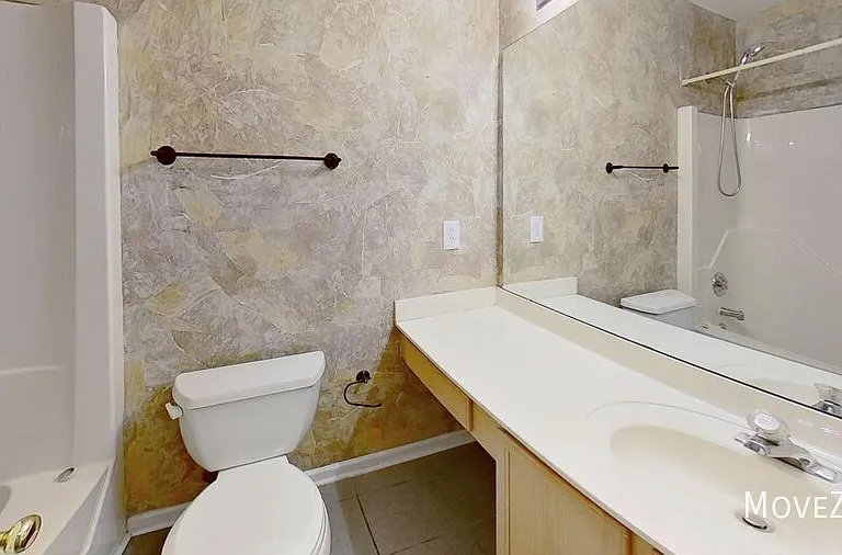 2406 Sapling Cir — Photo 12