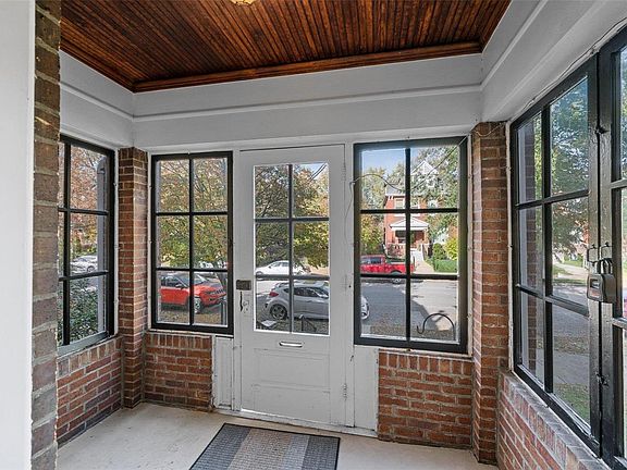 4th image of 3646 Hartford St