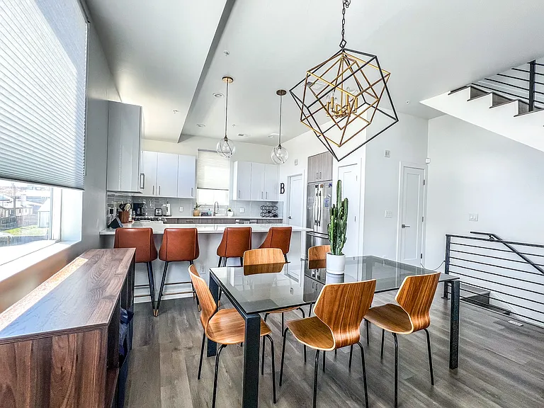 1624 N Irving St #5 — Photo 9