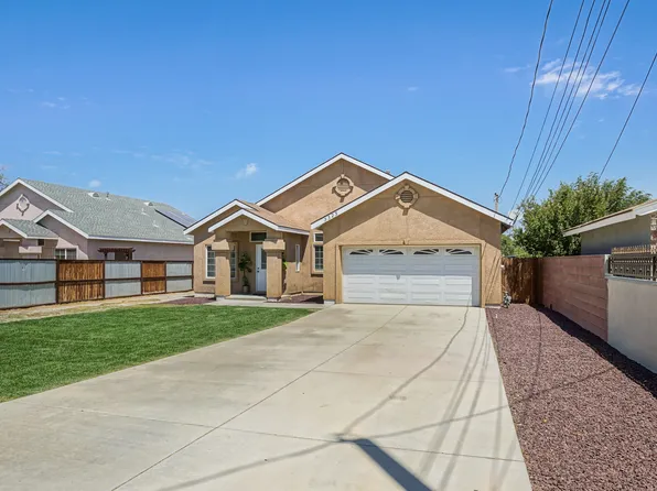 5323 W Avenue L8, Quartz Hill, CA 93536