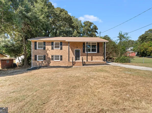 106 Woodridge Dr, Warner Robins, GA 31088
