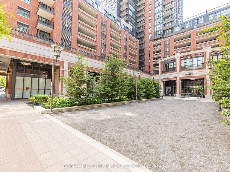 830 Lawrence Ave W #334 — Photo 33