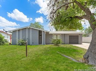 7210 Cloverfield Ln, San Antonio, TX 78227