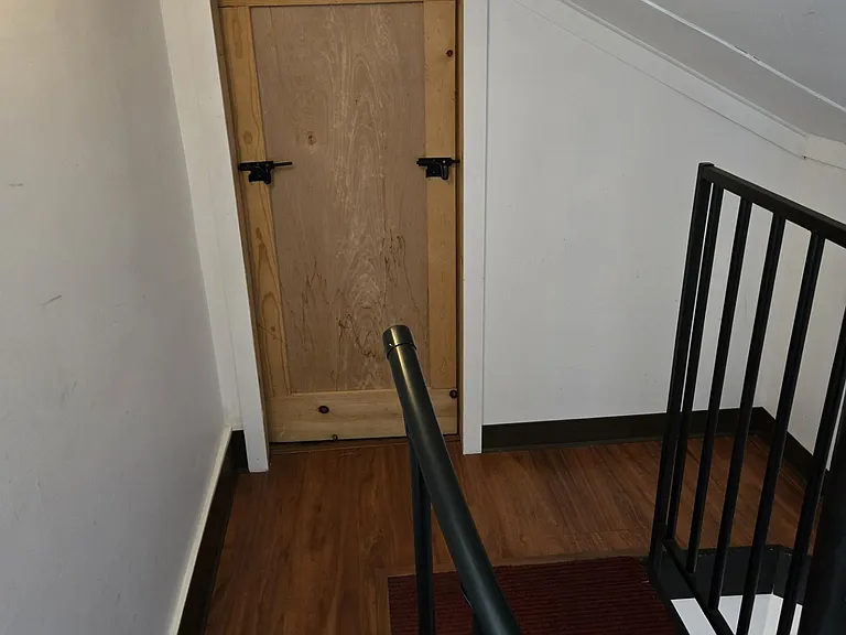 2622 Thomas St — Photo 21