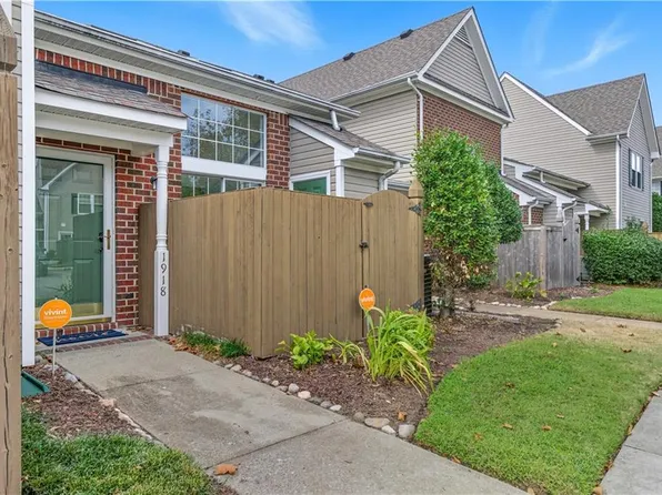 1918 Willow Point Arch, Chesapeake, VA 23320
