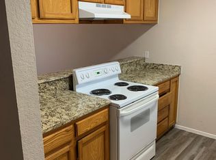 1600 W Oak St, Denton, TX 76201