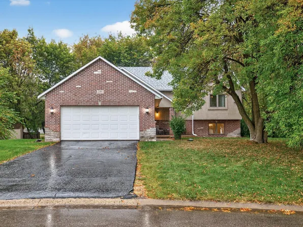 7182 Emerald Ln, Eden Prairie, MN 55346