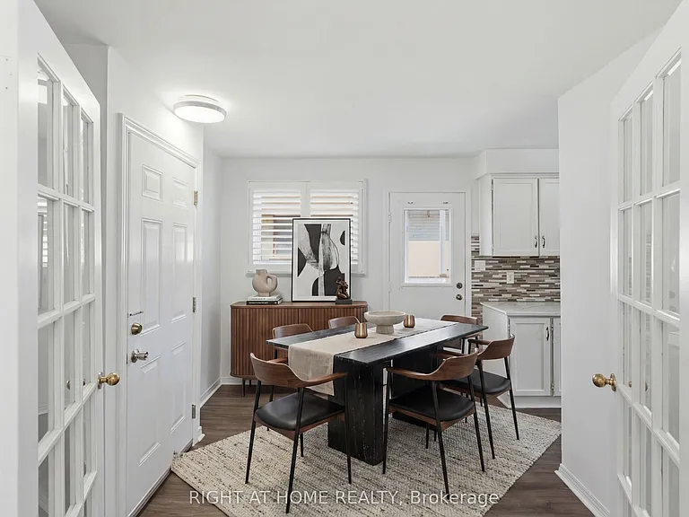 341 Rexford Dr #UPPER — Photo 15