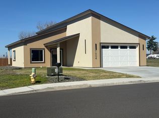 1004 N 26th Ave, Pasco, WA