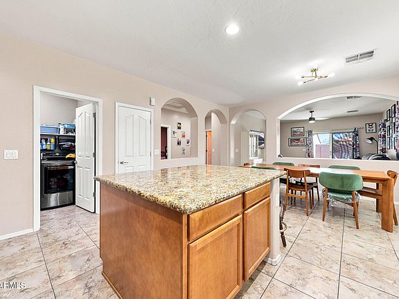 4th image of 16999 W MAGNOLIA Street
