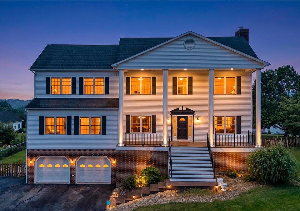 1st image of 155 Alder Ln NW
