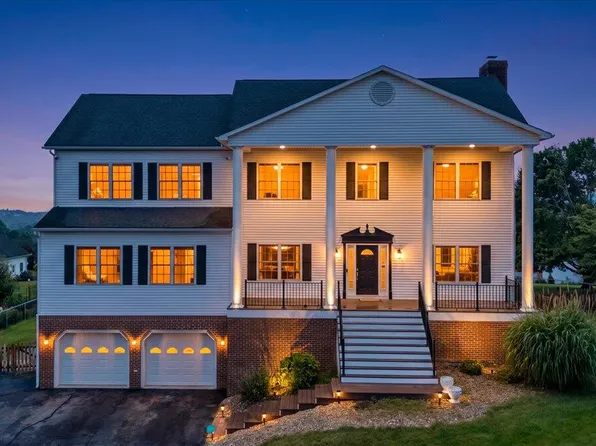 155 Alder Ln NW, Christiansburg, VA 24073