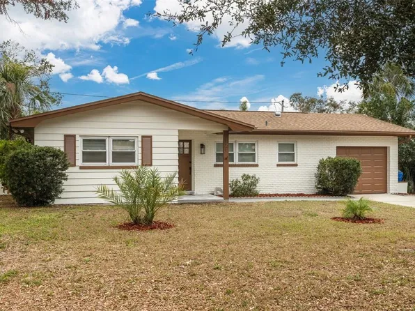 121 Shirley Dr, Largo, FL 33770