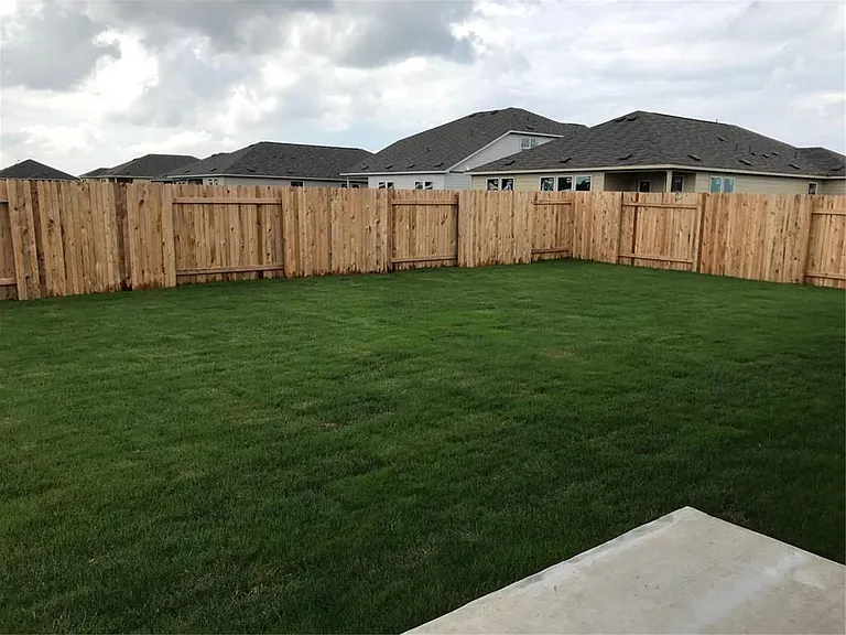 107 Ozark Dr — Photo 18