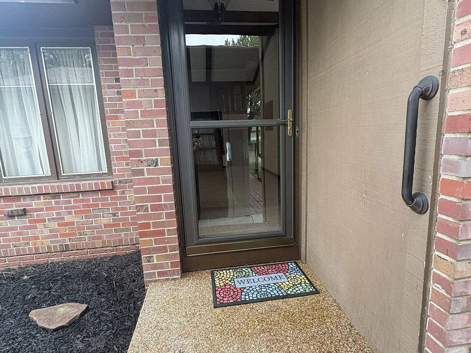 2 bed, 2600 sqft, $1,950 — Photo 3