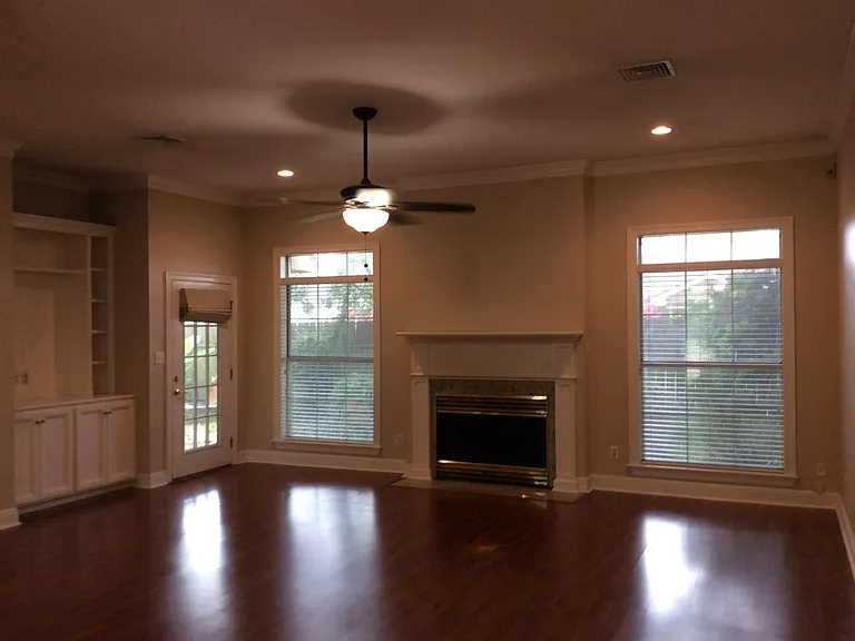 106 Burt Cir — Photo 7