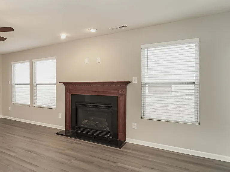 4142 Kellybrook Dr — Photo 5