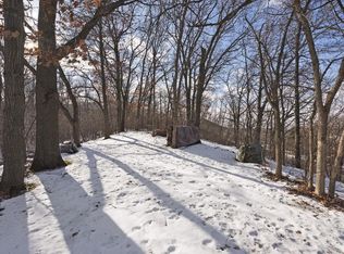 8737 Wood Cliff Rd, Bloomington, MN 55438