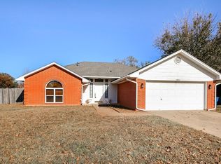 1821 Yosemite Pl, Edmond, OK 73003