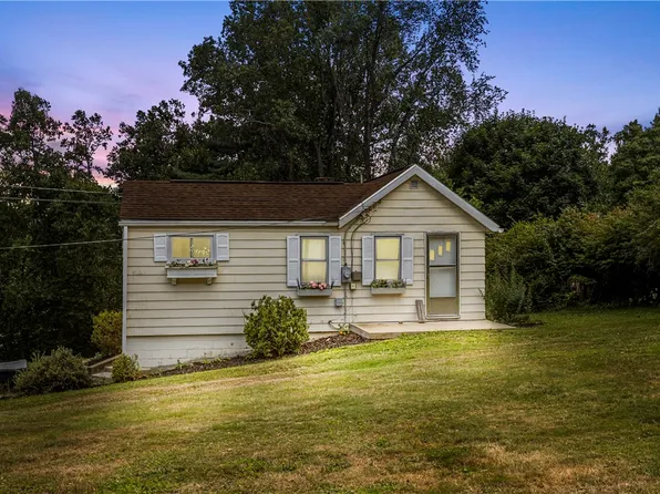 1075 Warrendale Bayne Rd, Wexford, PA 15090