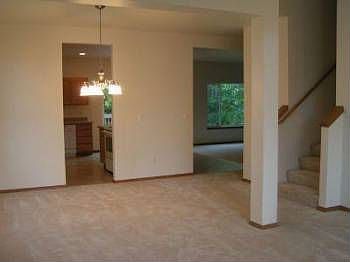 4th image of 418 E 49th Street Ct