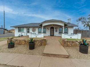 1001 Avenue D, Abernathy, TX 79311