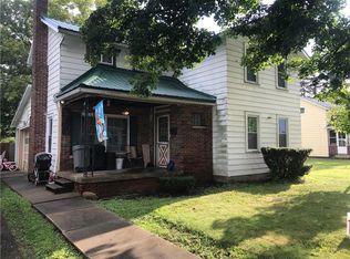 312 Delaware St, Corry, PA 16407