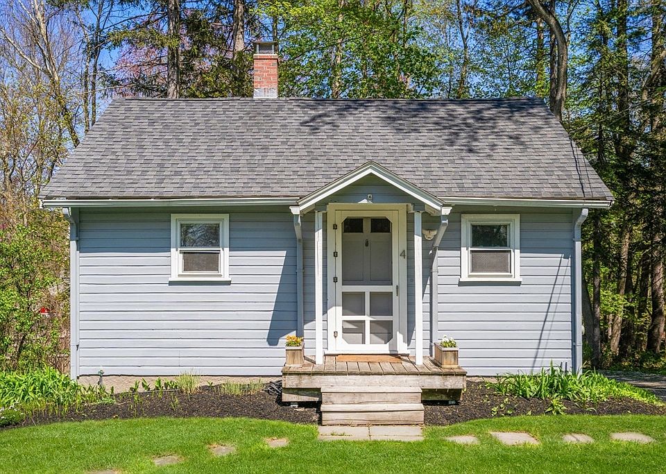1st image of 4 Maple Ave