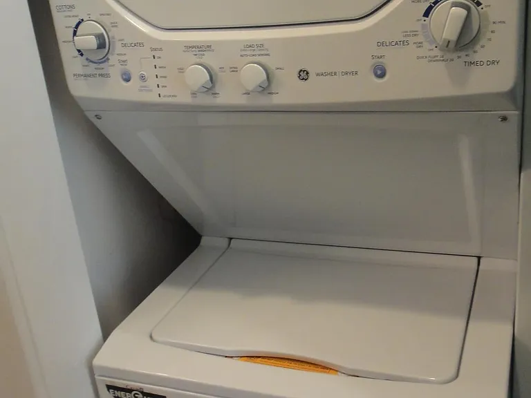 In-unit washer/dryer