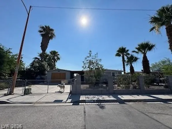 1922 Douglas St, North Las Vegas, NV 89030