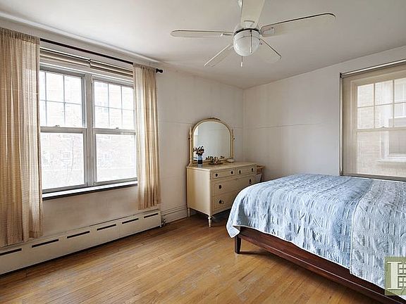 4th image of 110 Cabrini Blvd