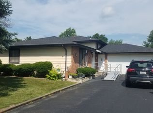 3167 Westwind Ct, Crown Point, IN 46307