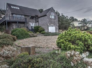 2811 NW Parker Ave, Waldport, OR